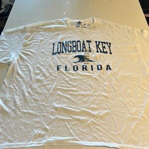 NWT - Male/female white hundred percent cotton T-shirt of Longboat key, Florida